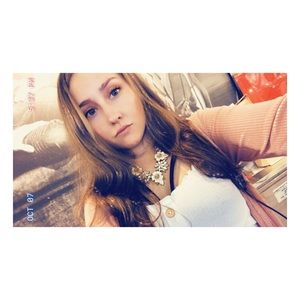 Meet your Posher, Amber